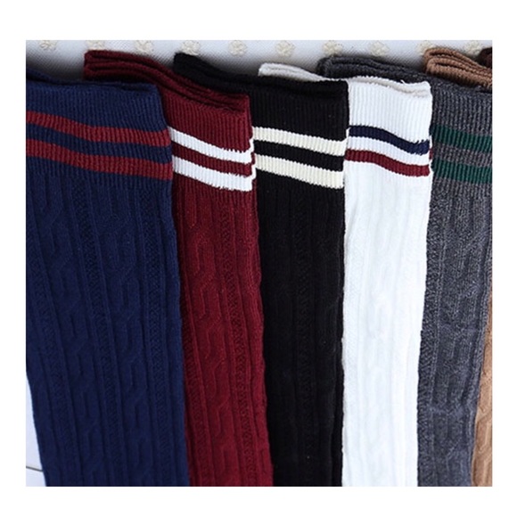 Sexy Striped Cable Knit Navy Over the Knee Socks - Picture 5 of 11